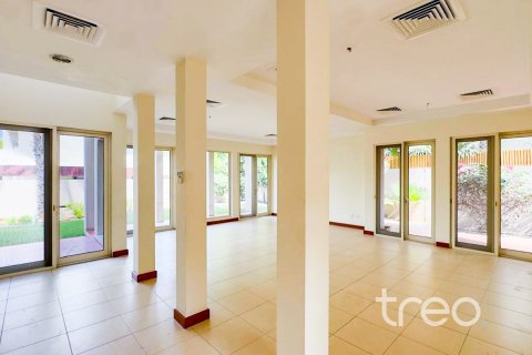 Villa in Arabian Ranches, Dubai 3 bedrooms, 342.53 sq.m. № 123609 - photo 5