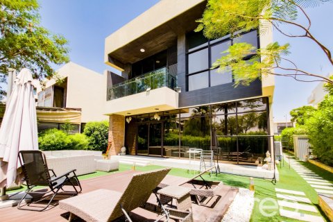 Villa in DAMAC Hills (Akoya by DAMAC), Dubai 5 bedrooms, 640.01 sq.m. № 123606