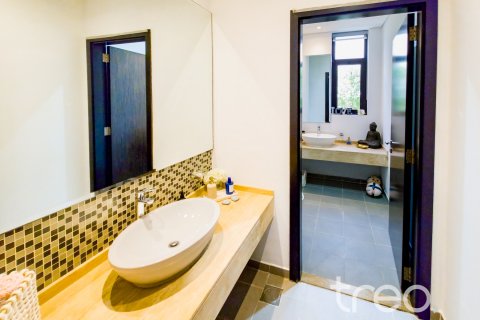 Villa in DAMAC Hills (Akoya by DAMAC), Dubai 5 bedrooms, 640.01 sq.m. № 123606 - photo 6