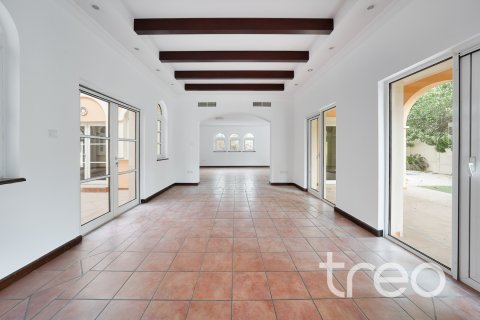 Villa à The Villa, Dubai, 5 chambres, 93.09 m², № 123608 - photo 4