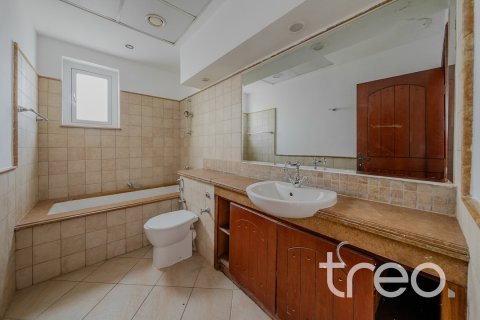 Villa à The Villa, Dubai, 5 chambres, 93.09 m², № 123608 - photo 6