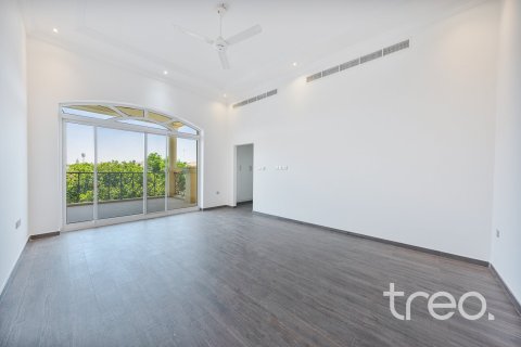 Villa en Hacienda, The Villa, Dubai, 5 dormitorios, 650.32 m², № 123605 - foto 14