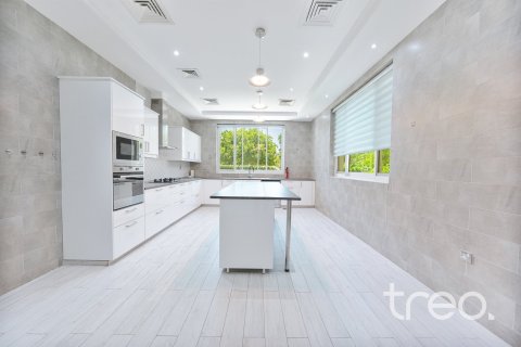 Villa en Hacienda, The Villa, Dubai, 5 dormitorios, 650.32 m², № 123605 - foto 10