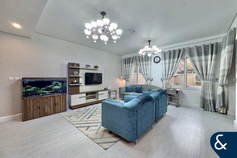 Купить таунхаус в Dubai Land, Дубай: 3 спальни, 186м², № 98337 - фото 3