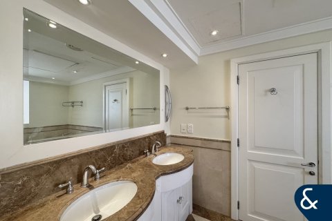 Снять в аренду пентхаус в Sadaf 2, Джумейра Бич Резиденс, Дубай: 4 спальни, 586м², № 91395 - фото 18