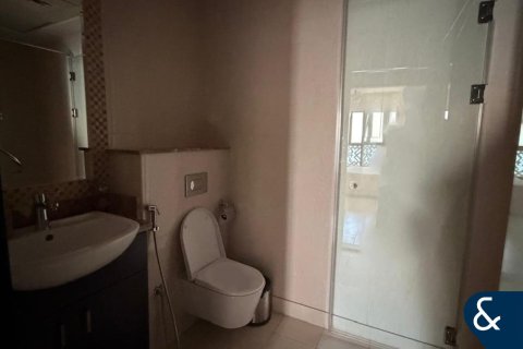 Снять в аренду квартиру в Kingdom of Sheba, Пальма Джумейра, Дубай: 2 спальни, 183м², № 91397 - фото 9