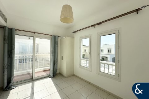 Снять в аренду виллу в Springs 15, The Springs, Дубай: 2 спальни, 157м², № 91396 - фото 10