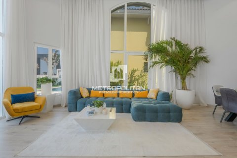 Villa in Garden Homes, Palm Jumeirah, Dubai 5 bedrooms, 465 sq.m. № 8784 - photo 2