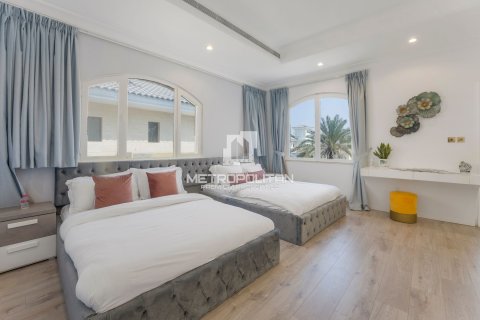 Villa in Garden Homes, Palm Jumeirah, Dubai 5 bedrooms, 465 sq.m. № 8784 - photo 19