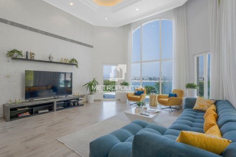 Villa in Garden Homes, Palm Jumeirah, Dubai 5 bedrooms, 465 sq.m. № 8784 - photo 4