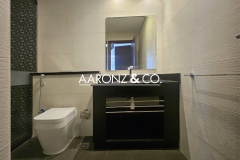 Appartement à Cayan Tower, Dubai Marina, Dubai, 2 chambres, 142 m², № 92197 - photo 19