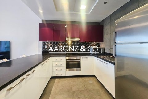Appartement à Cayan Tower, Dubai Marina, Dubai, 2 chambres, 142 m², № 92197 - photo 16