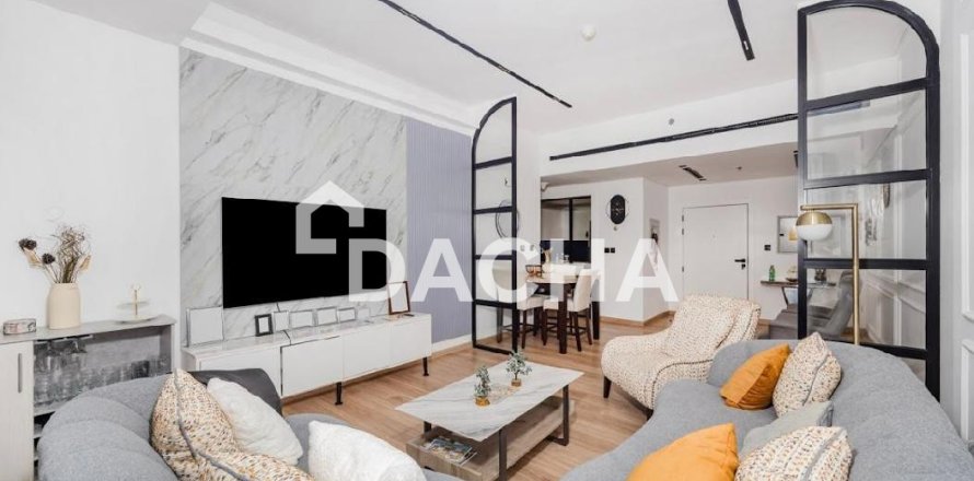 Apartamento en District 15, Jumeirah Village Circle, Dubai, 3 dormitorios, 162 m², № 109696
