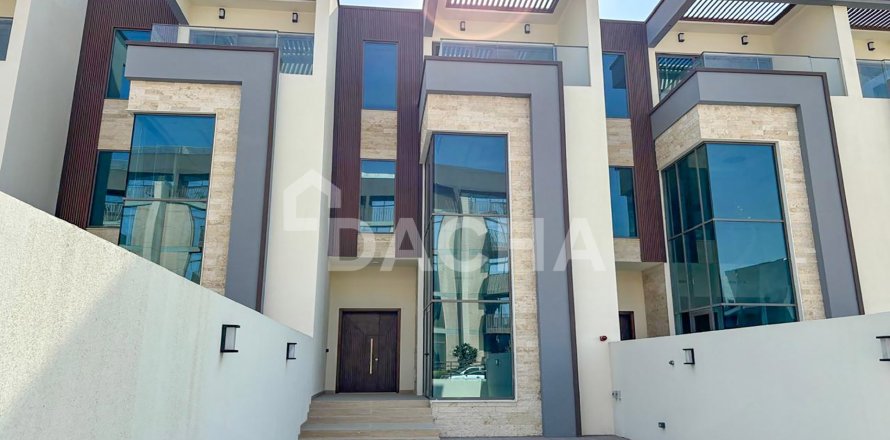 Villa en Jumeirah Village Circle, Dubai, 4 dormitorios, 261 m², № 109694