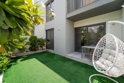 Таунхаус в Tilal Al Ghaf, Дубай, 3 спальни, 140м², № 120366