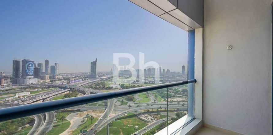 Apartment in Jumeirah Lake Towers, Dubai 1 bedroom, 90 sq.m. № 56753