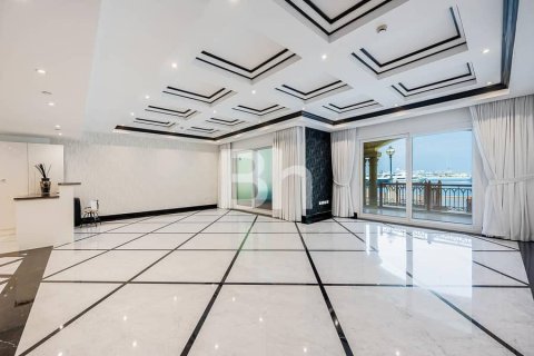 Maison de ville à Palm Jumeirah, Dubai, 2 chambres, 376 m², № 21677 - photo 1