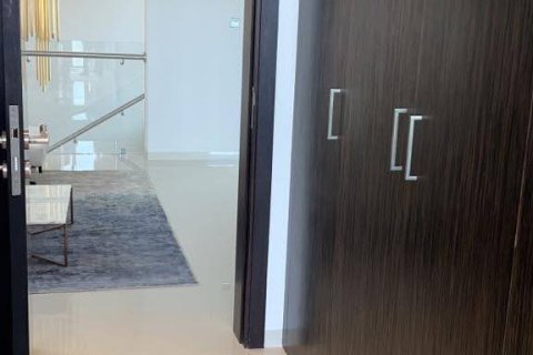 Купить виллу в DAMAC Hills (Akoya by DAMAC), Дубай: 5 спален, 539м², № 3997 - фото 13