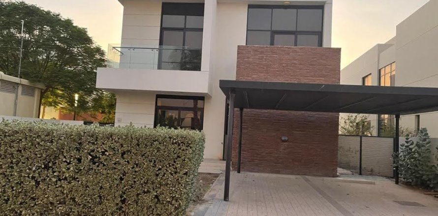 Вилла в DAMAC Hills (Akoya by DAMAC), Дубай, 5 спален, 539м², № 3997