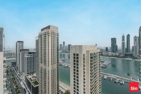 Apartment in Dubai Harbour, Dubai 1 bedroom, 68.9 sq.m. № 110214 - photo 4