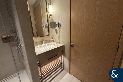 Apartment in Downtown Dubai (Downtown Burj Dubai), Dubai 3 bedrooms, 132 sq.m. № 98770 - photo 19