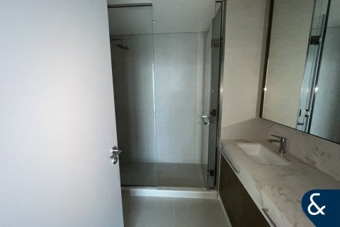 Apartment in EMAAR Beachfront, Dubai Harbour, Dubai 2 bedrooms, 116 sq.m. № 98771 - photo 14