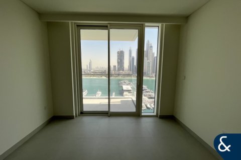 Apartment in EMAAR Beachfront, Dubai Harbour, Dubai 2 bedrooms, 116 sq.m. № 98771 - photo 11