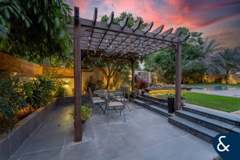 Villa in Jumeirah Golf Estates, Dubai 5 bedrooms, 725 sq.m. № 98763 - photo 7