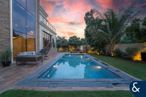 Villa in Jumeirah Golf Estates, Dubai 5 bedrooms, 725 sq.m. № 98763 - photo 4