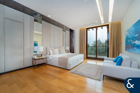 Villa in Jumeirah Golf Estates, Dubai 5 bedrooms, 725 sq.m. № 98763 - photo 22