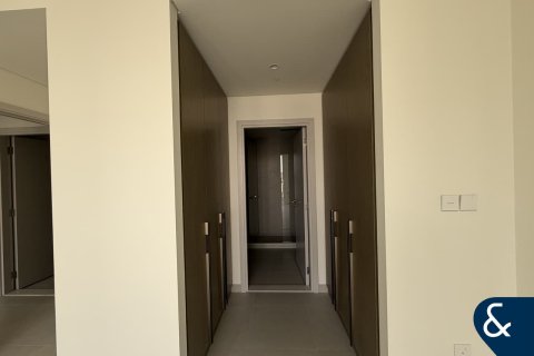 Apartment in EMAAR Beachfront, Dubai Harbour, Dubai 2 bedrooms, 114 sq.m. № 98774 - photo 9