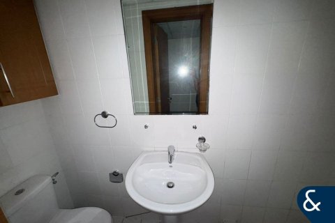 Apartment in Jumeirah Lake Towers, Dubai 3 bedrooms, 267 sq.m. № 98773 - photo 22