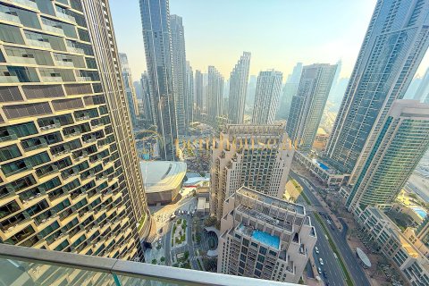 Appartement à The Address Residences Dubai Opera, Downtown Dubai (Downtown Burj Dubai), Dubai, 2 chambres, 117 m², № 15053 - photo 1