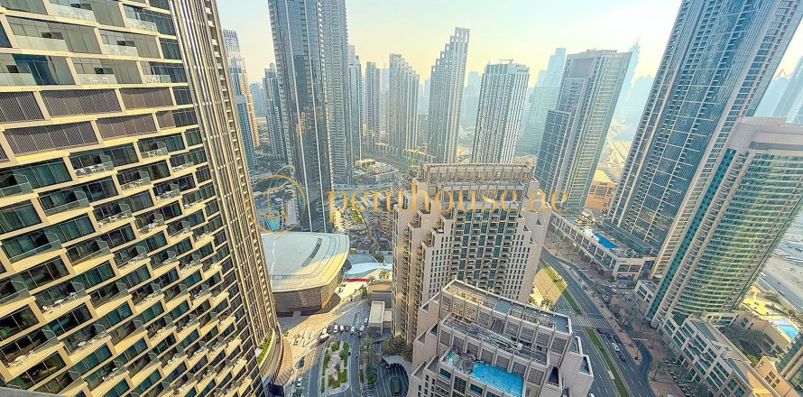 Appartement à The Address Residences Dubai Opera, Downtown Dubai (Downtown Burj Dubai), Dubai, 2 chambres, 117 m², № 15053