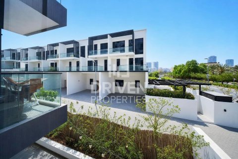 Apartment in Jumeirah Village Circle, Dubai 1 bedroom, 78.32 sq.m. № 134354 - photo 13