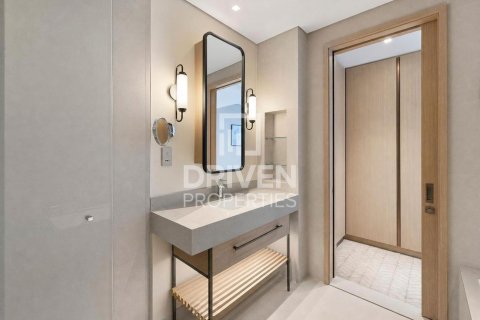 Apartment in Vida Residences Dubai Mall, Downtown Dubai (Downtown Burj Dubai), Dubai 3 bedrooms, 141.21 sq.m. № 134356 - photo 8
