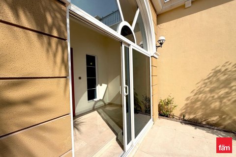 Villa in Dubai 4 bedrooms, 509.1 sq.m. № 70541 - photo 25