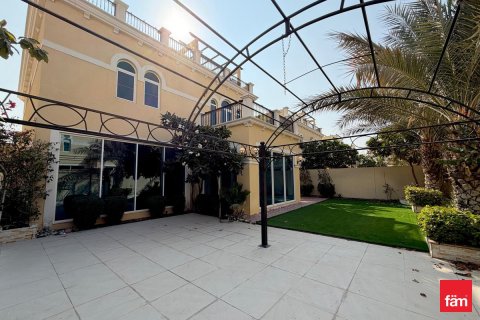 Villa in Dubai 4 bedrooms, 509.1 sq.m. № 70541 - photo 28