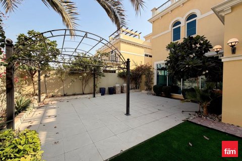 Villa in Dubai 4 bedrooms, 509.1 sq.m. № 70541 - photo 29