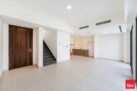 Adosado en Dubai, 3 dormitorios, 174 m², № 70533 - foto 1