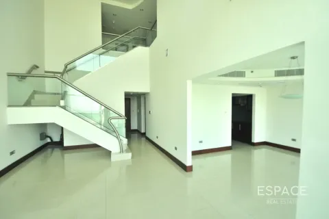 منزل ذو طابقين في دبي 3 غرف نوم, 246 م² رقم 62018 - صورة 1