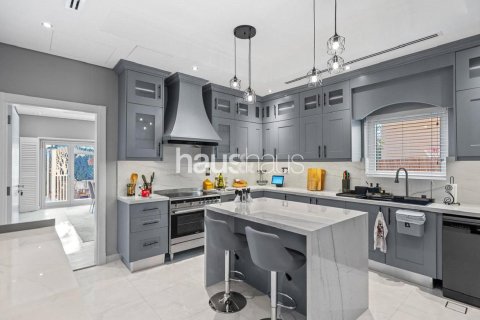 Villa en Al Furjan, Dubai, 5 dormitorios, 506 m², № 43265 - foto 5