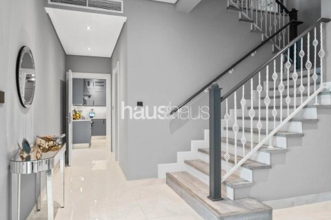 Villa en Al Furjan, Dubai, 5 dormitorios, 506 m², № 43265 - foto 7