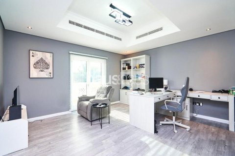 Villa en Al Furjan, Dubai, 5 dormitorios, 506 m², № 43265 - foto 12