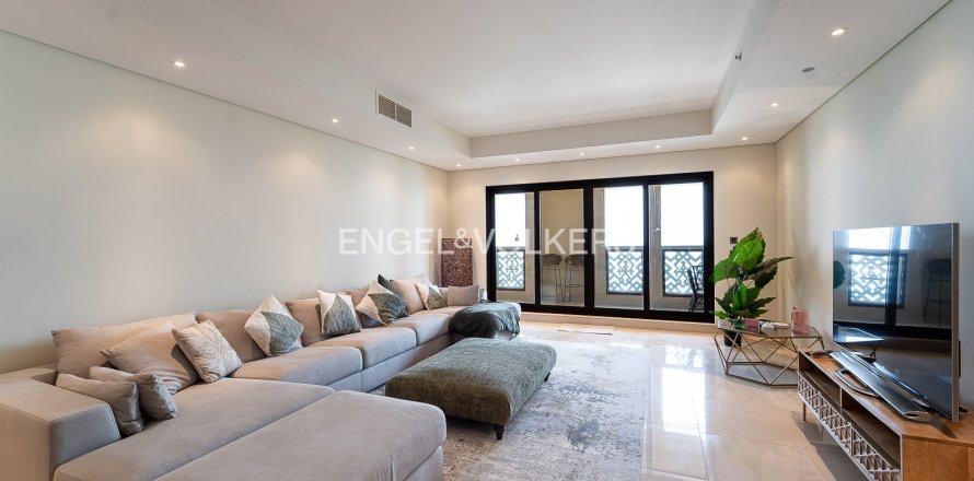 Квартира в Пальме Джумейре, Дубай, 3 спальни, 220.1м², № 7813