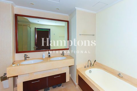 Apartamento en The Address Dubai Marina, Dubai Marina, Dubai, 2 dormitorios, 125.41905000 m², № 84479 - foto 2