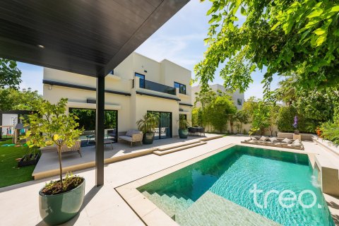 Villa à Meadows, Dubai, 5 chambres, 408.77 m², № 134703 - photo 2