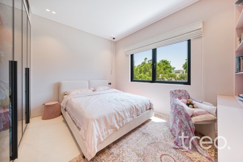 Villa à Meadows, Dubai, 5 chambres, 408.77 m², № 134703 - photo 14