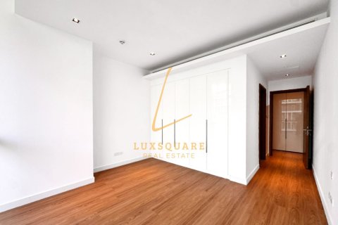 Appartement à Al Wasl, Dubai, 2 chambres, 175 m², № 135264 - photo 18