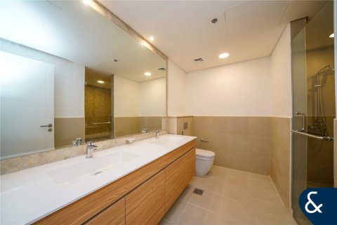 Apartment in Al Andalus, Jumeirah Golf Estates, Dubai 2 bedrooms, 129 sq.m. № 76580 - photo 12